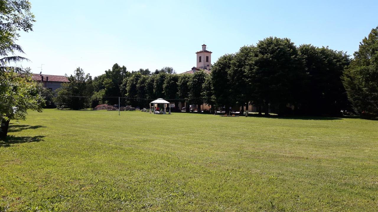 Bed and Breakfast La Torre Di Longara Кальдерара-ді-Рено Екстер'єр фото