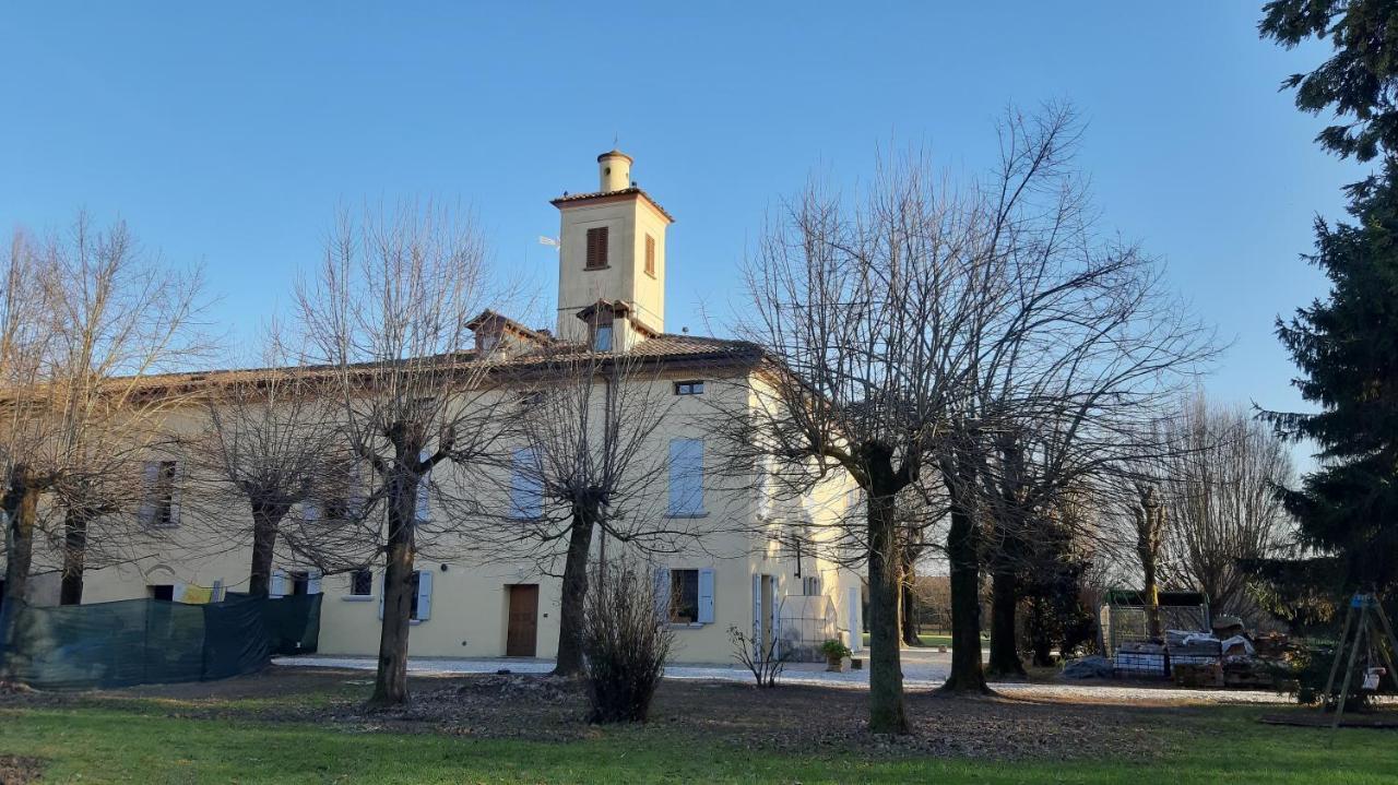 Bed and Breakfast La Torre Di Longara Кальдерара-ді-Рено Екстер'єр фото
