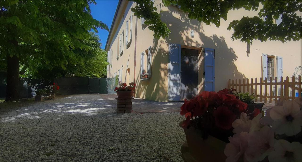 Bed and Breakfast La Torre Di Longara Кальдерара-ді-Рено Екстер'єр фото