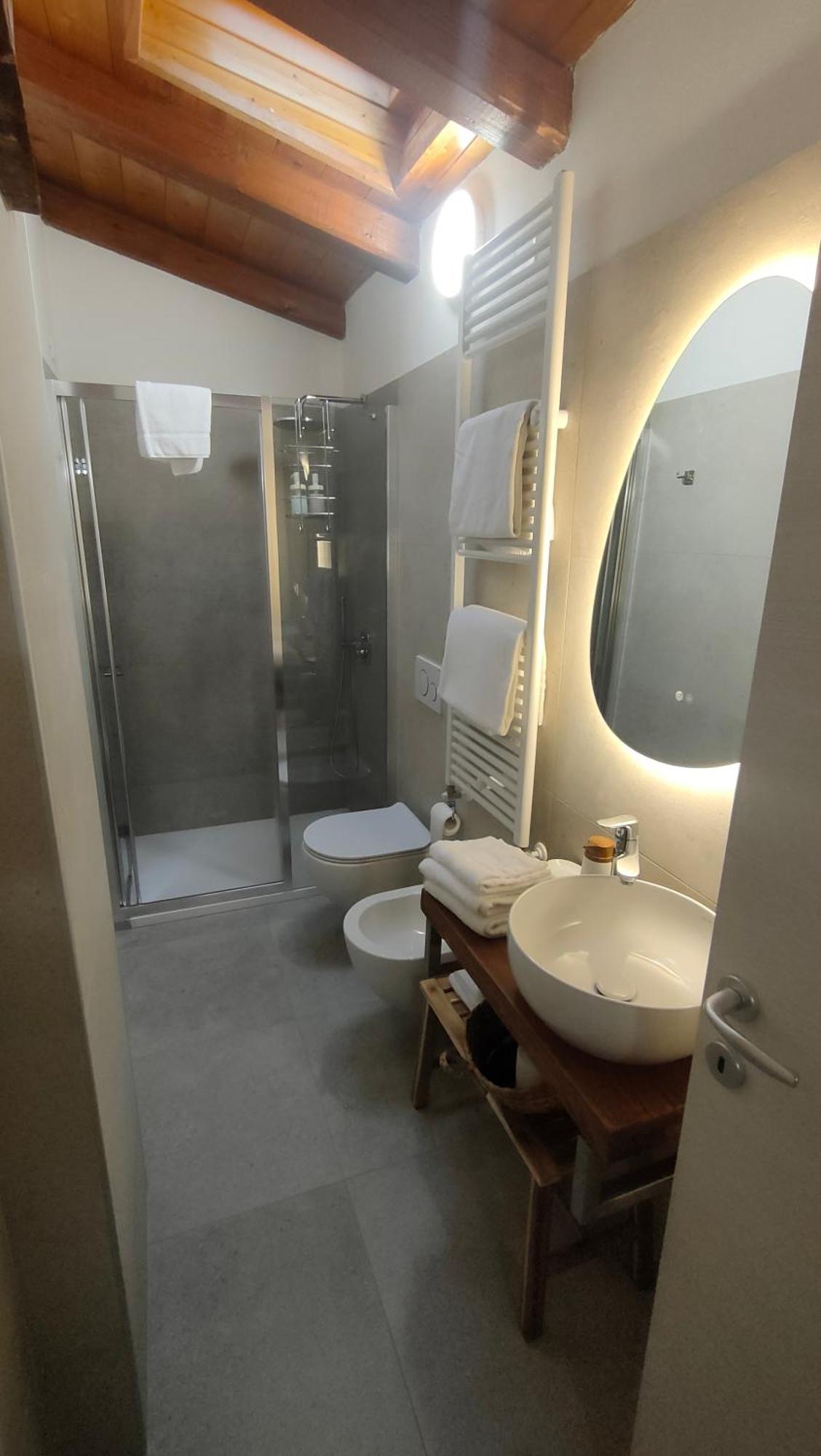Bed and Breakfast La Torre Di Longara Кальдерара-ді-Рено Екстер'єр фото